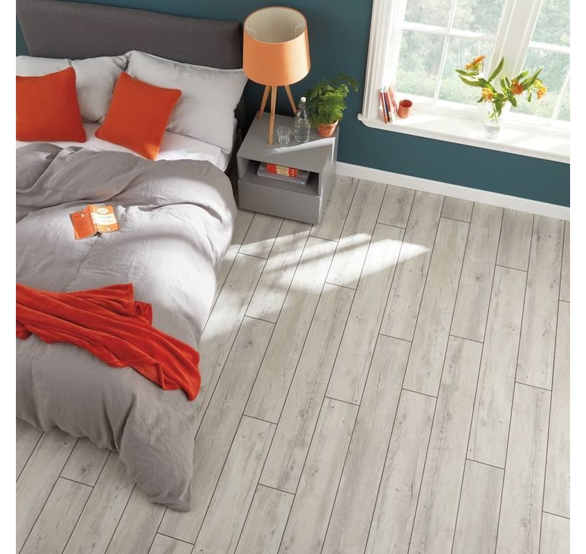 karndean van gogh blond farmhouse oak  (stickdown) vgw136t 7"